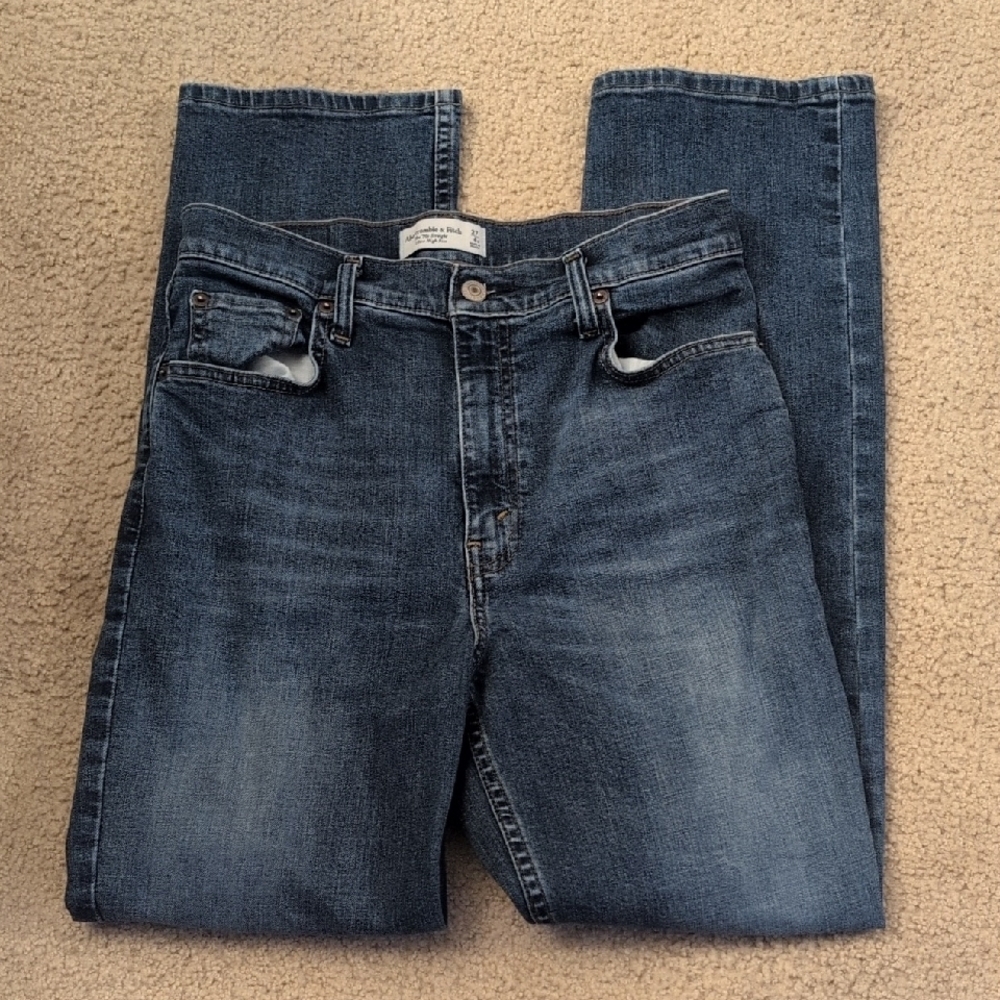 Abercrombie & Fitch The 90s Straight Ultra High Rise Size 27/ 4 R
